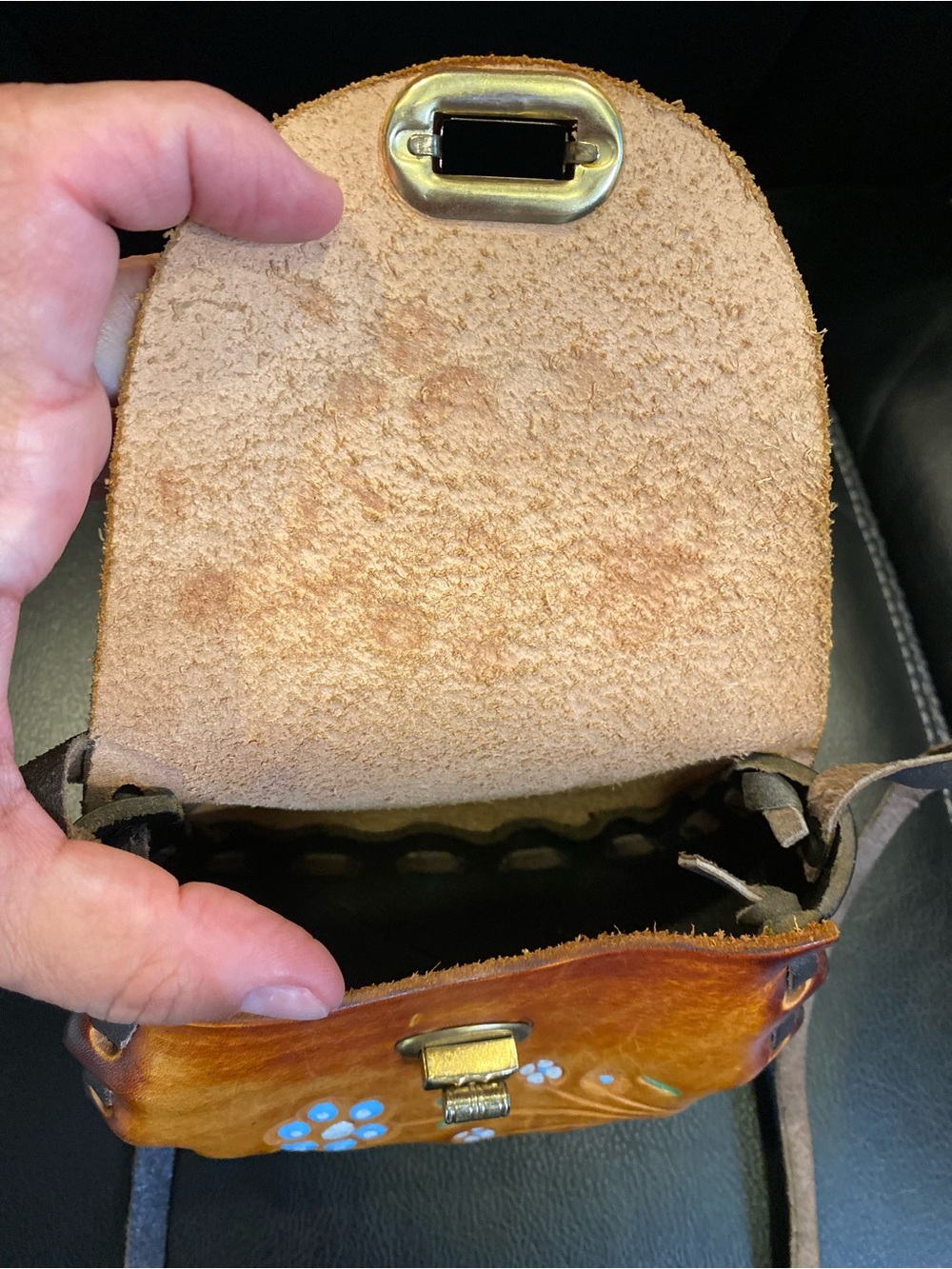 Vintage Mini Handtooled Floral Leather Crossbody Bag in Honey Brown - Picture 8 of 13